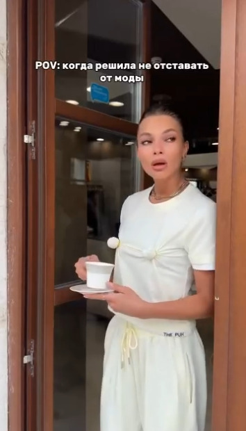 Только на сумочку наряд катит