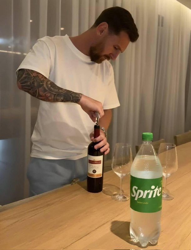 В интервью Месси признался, что любит смешивать вино со Sprite, после чего рынок отреагировал мгнове