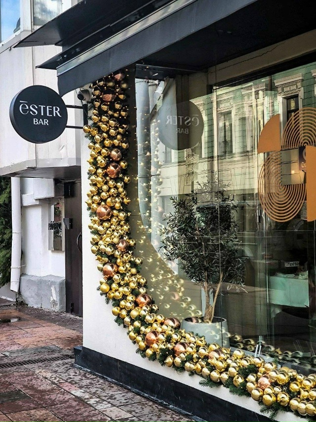 Среди столичных заведений уже началось негласное соре...