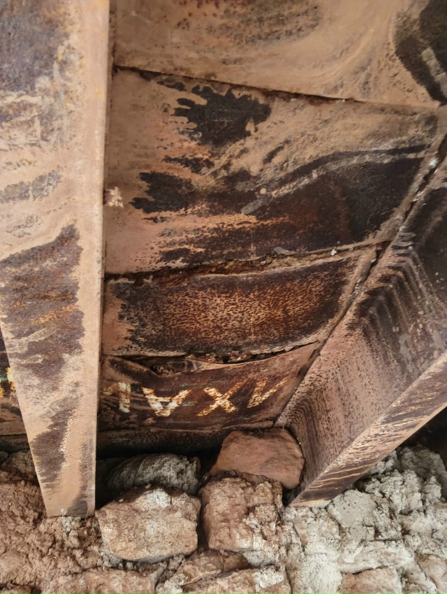 Вот так решаются наши проблемы!!!
Дороги делают, а мосты...