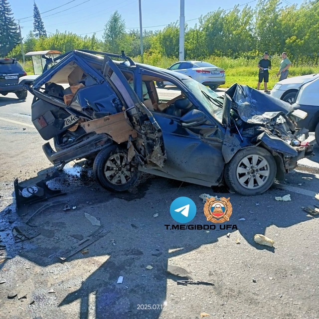 #️⃣ В Уфе столкнулись BMW, ВАЗ и УАЗ. Есть пострадавший
?...