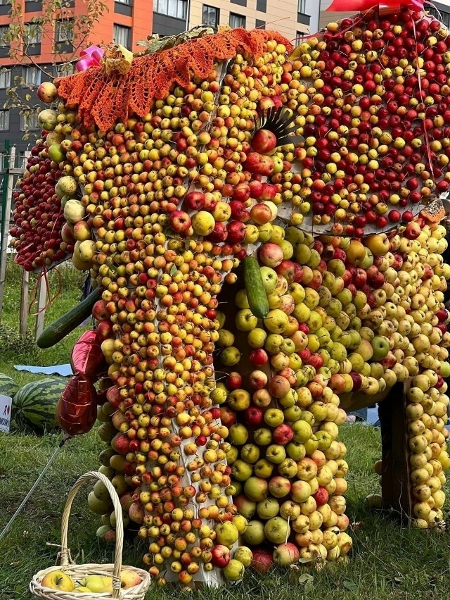 🐘🍏Уникального слона из яблок и кабачков в презент дл...