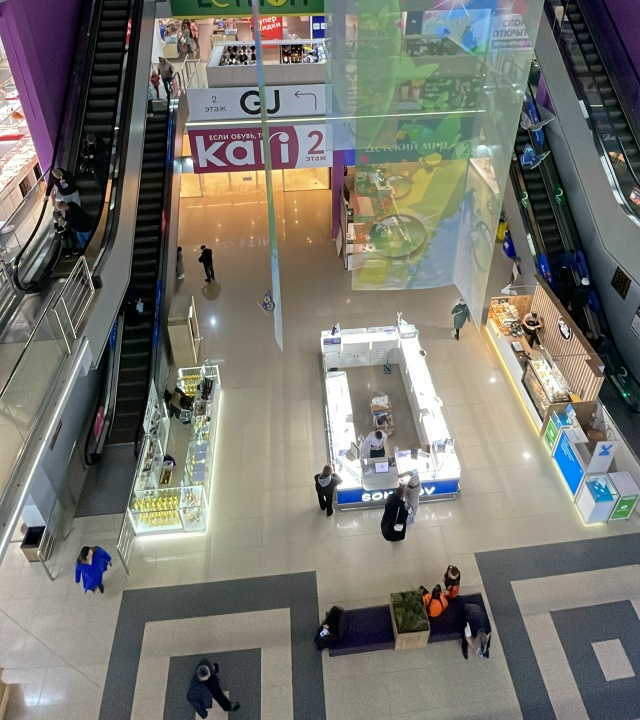 Почему у нас в городе все красивые девушки уже заняты, ?...