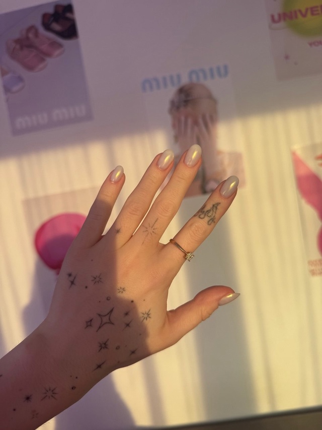 Сделала маникюр для важного события 💍🥹
