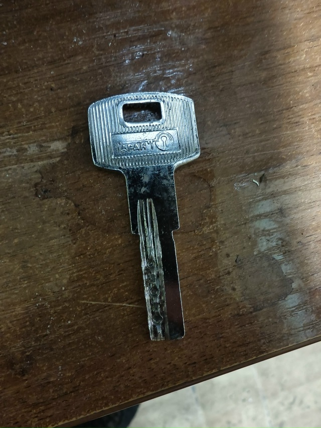 Ежедневно в 21 час по местному времени Ваши вопросы.
1⃣ ...