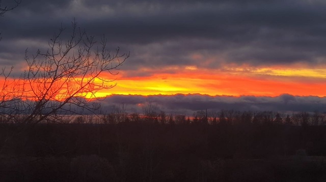 Сегодняшний закат в Брагино.