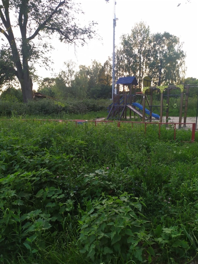 Радутино. Село Партизанской Славы. Детская площадка в ?...