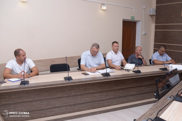 Первый заместитель главы администрации Евпатории Ант?...