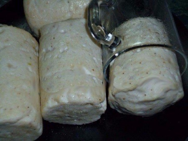 Варёная колбаса в кружке
Ингредиенты:
- 500 г куриного ?...