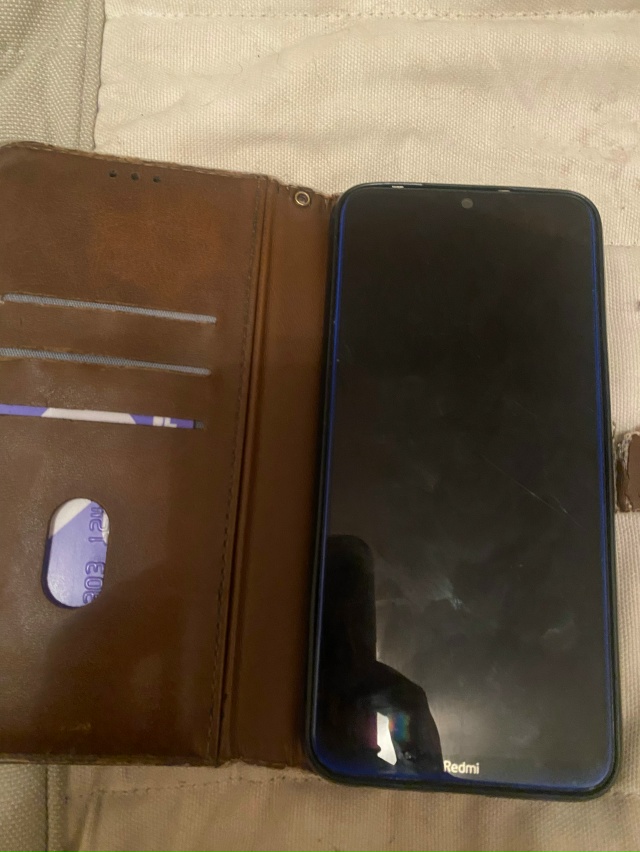 Найден телефон писать в лс