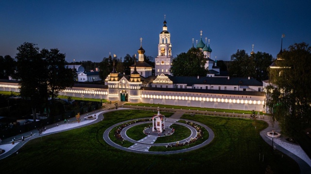 Красота ночного Ярославля 😍
📸 Александр Давидик