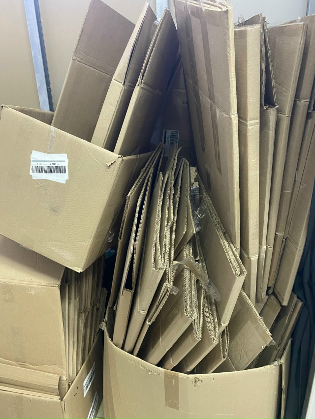 Если кому-то нужны коробки приходите на ozon (ул. Садовая ...