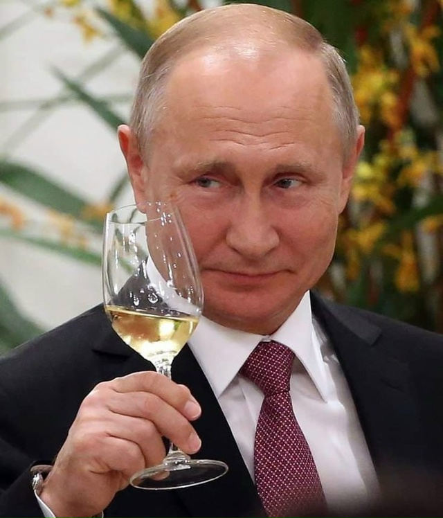 👏 Сегодня нашему президенту исполнилось 73 года
Радий...