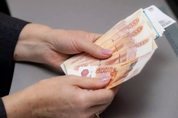 «Зарплата» жены должна составлять 30% от дохода мужа, ут...