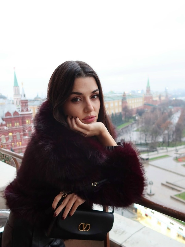 Самая популярная турецкая актриса снова приехала в Ро?...