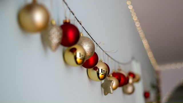 ❗Новогоднее украшение подъездов в отдельных случаях ?...