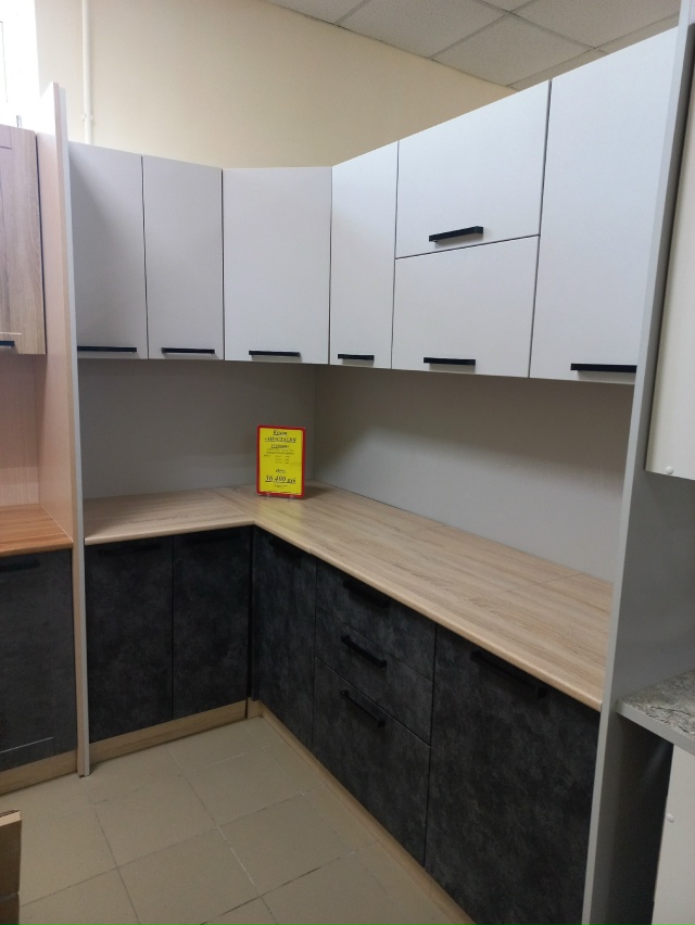 ✅️Прямые и угловые;
✅️Маленькие и большие;
✅️Яркие...