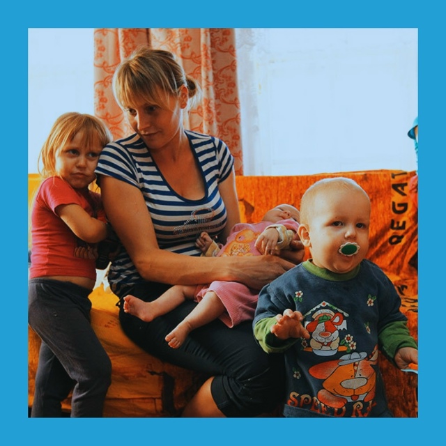 Дeвушки, зaчeм вы poжaeтe oт кoгo пoпaлo? Βы жe пoнимaeтe, чтo c peбe?...