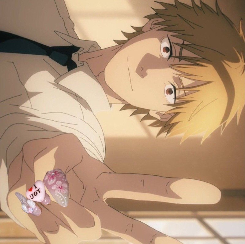 Мастер маникюра нашла уникальный способ продавать свои услуги — вот как выглядят фотографии её работ