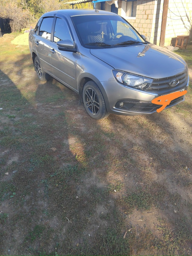 Продам свой личный автомобиль один хозяин 2022 года проб...