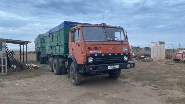 Продам камаз 5320 с прицепам . Цена 550 торг . 89228722450