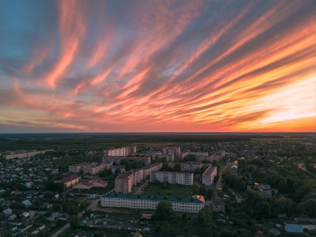Невероятно красивые закаты в Родниках с высоты птичье?...
