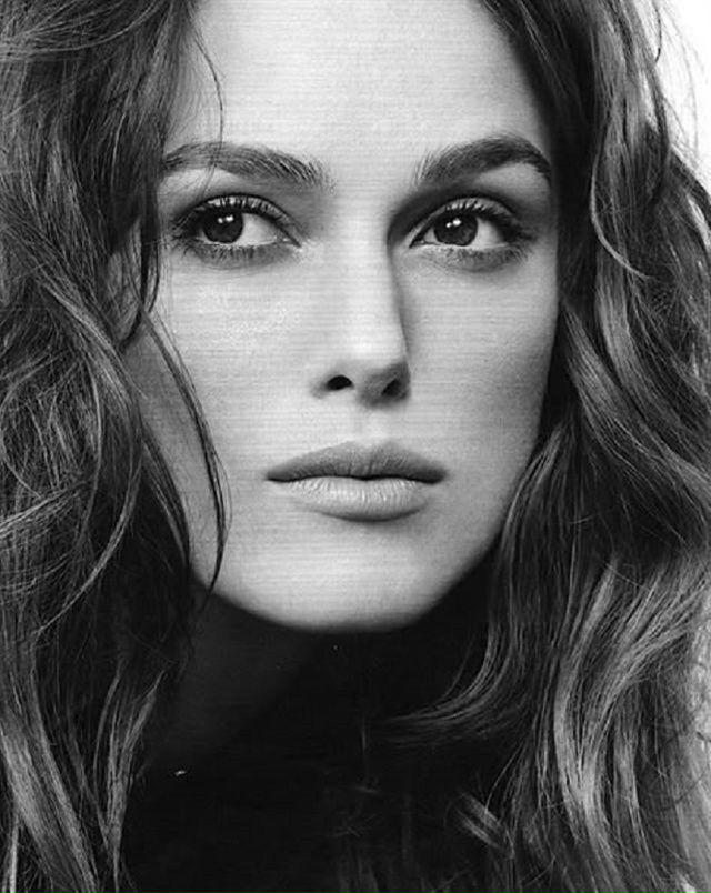 HAДО НАXOДИТЬ ВРЕМЯ ДЛЯ ОБЩЕНИЯ С ХОРОШИМИ ЛЮДЬМИ.
ОНО НЕ...