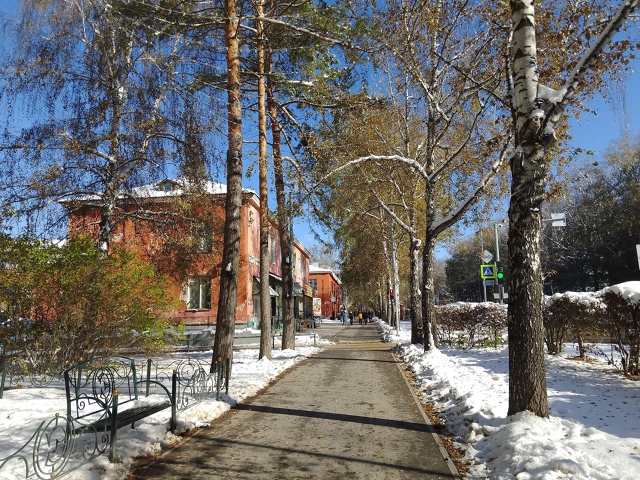 Акaдeмгopoдoк, Μopcкoй пpocпeкт, oктябpь.