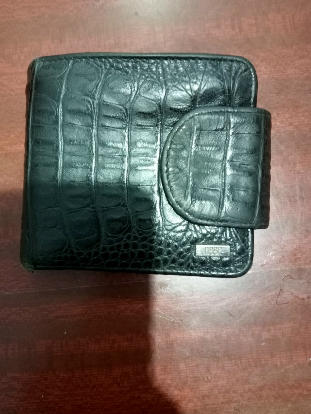 Найден кошелек с карточками eduard basyrov на стоянке магази?...