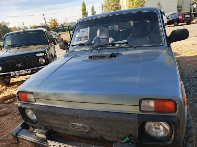 Продам Ниву , Все вопросы по ☎️ 89228257172
Смотреть в парик...