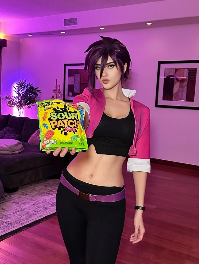 Невидива из Dispatch от candylion.cos