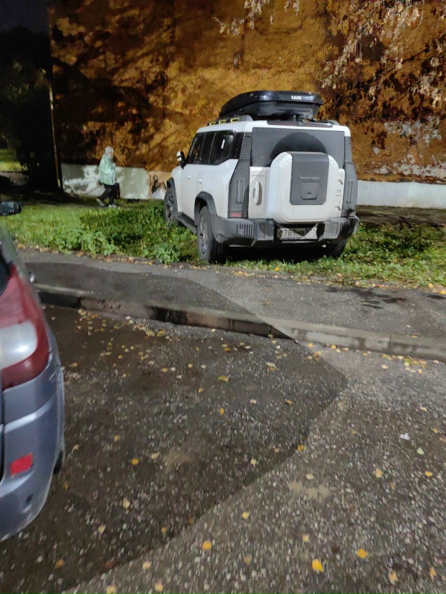 Народ догадки , кто за рулём?