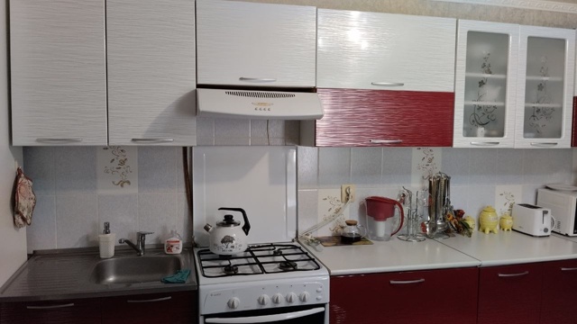 Анонимно. Продам гарнитур. В отличном состоянии.
Номер ...