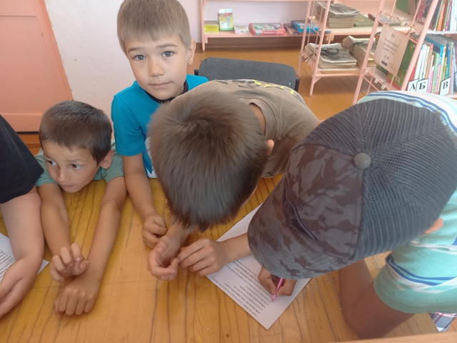 🚸Правила дорожные - детям знать положено!
Читатели Ил...