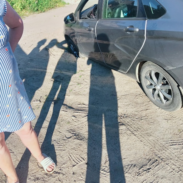 Огромное спасибо мужчинам, которые помогли вытащить м?...