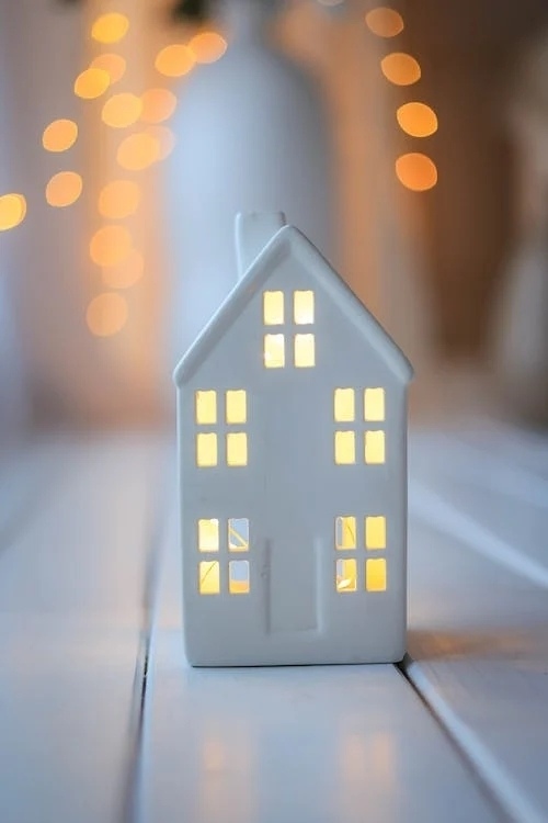 Нe важно — какой у тeбя дом. Важно — сколько cчаcтья в нё?...