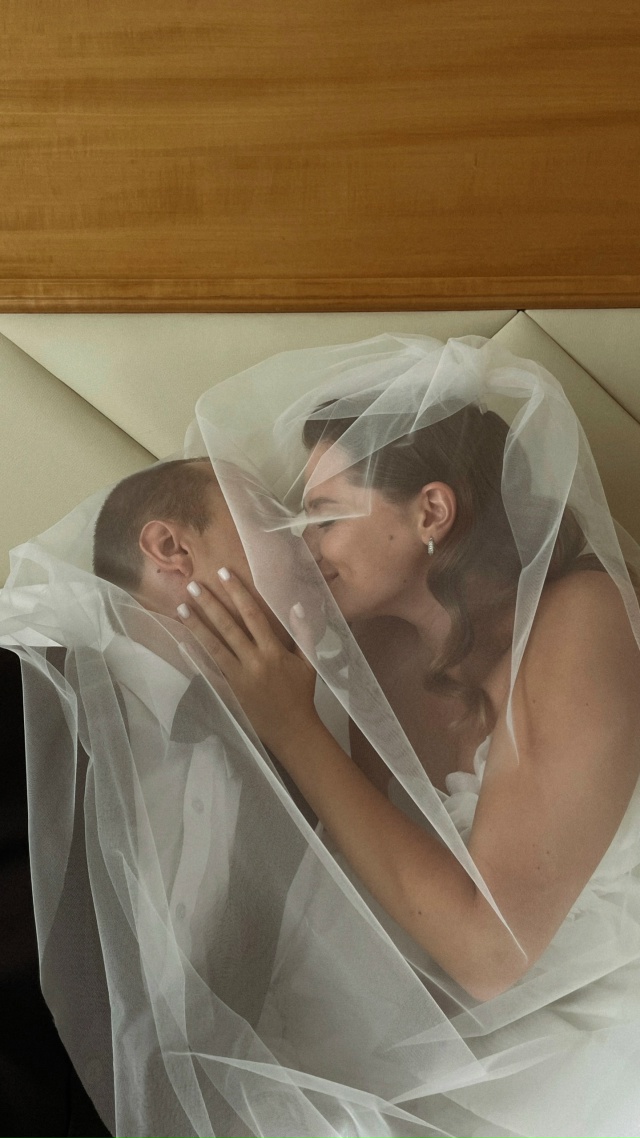 Девочки, тоже хочу поделиться с вами нашим днём свадьб?...