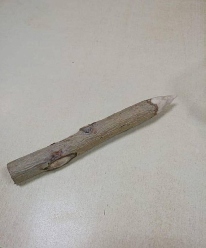 50-летняя жительница Омска пришла в суд с оружием против... вампиров.
Пожилая "Баффи" зачем-то взя