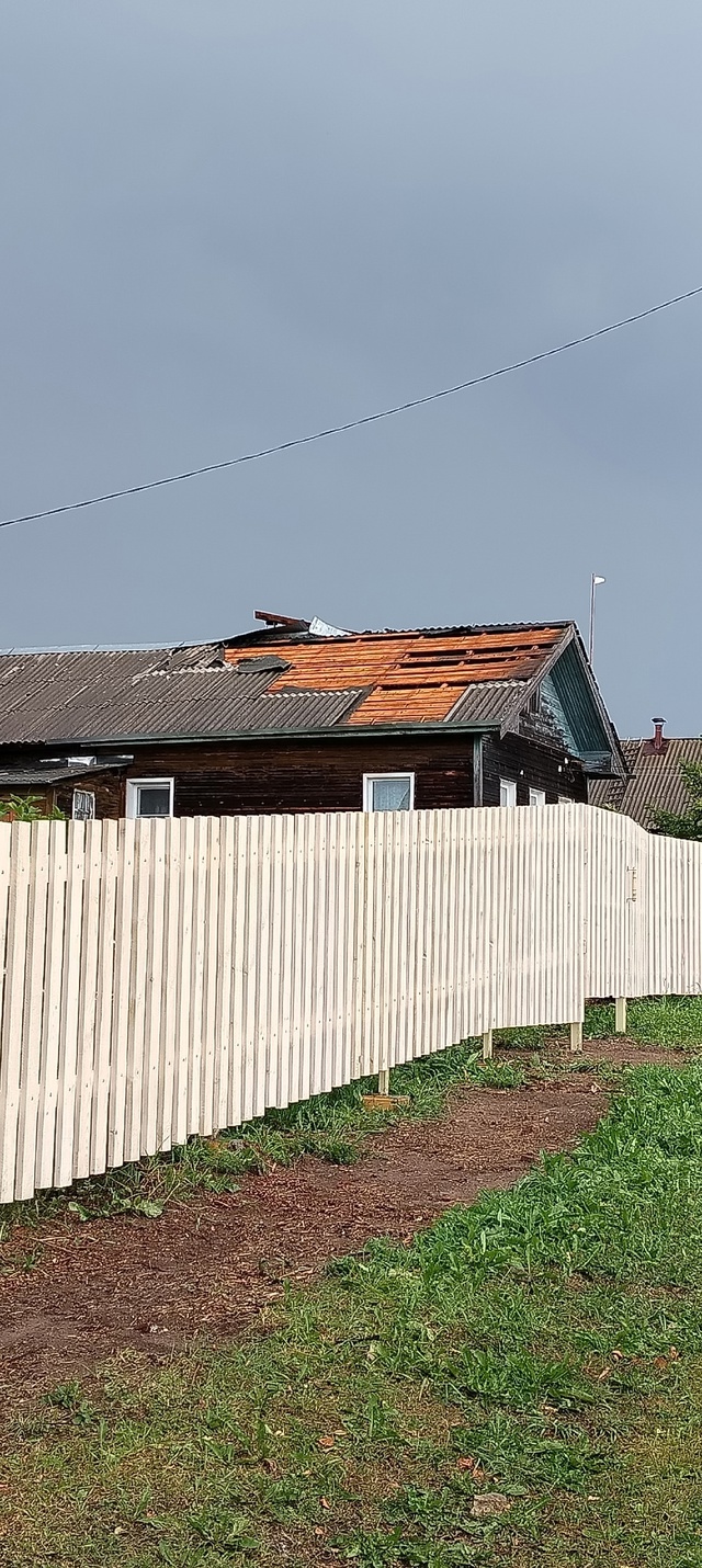 ❗⚡Последствия урагана в с. Георгиевское Вельского ра?...