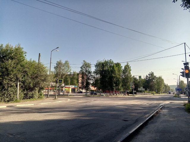 И ВНОВЬ ЖАРА, ЖАРА У ДОМА
Усиление антициклона, с центр?...