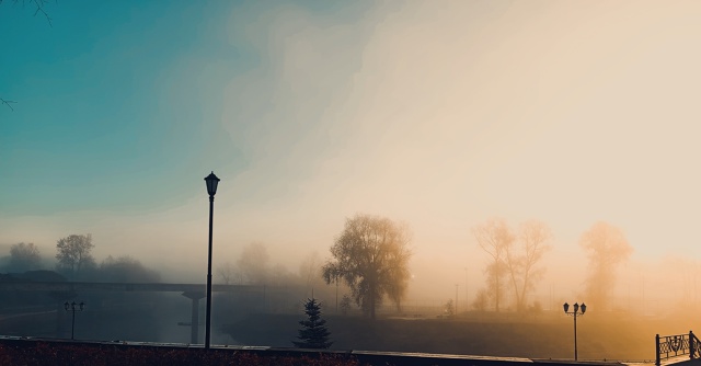 Утро. 17 октября. Набережная. Туман.
Анонимно