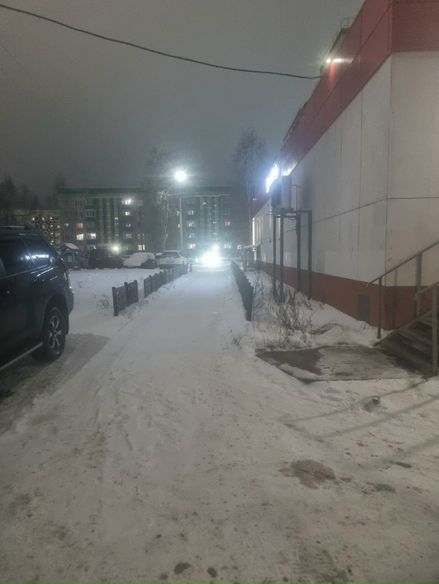 Можно тут сделать дорогу уже,потому как это пешеходная...