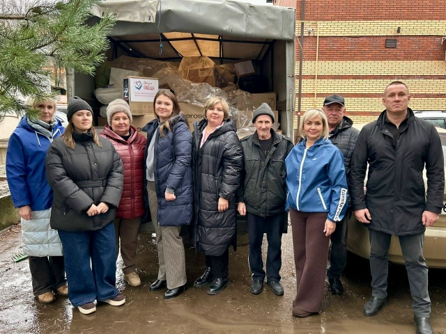Большой гуманитарный груз из Можайского округа достав...