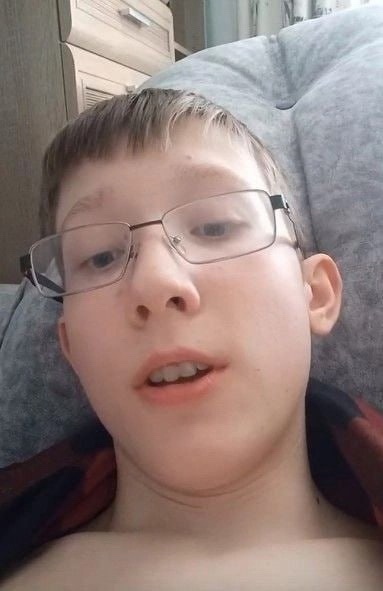 Школьник случайно «слил» интрижки своих родителей дру...