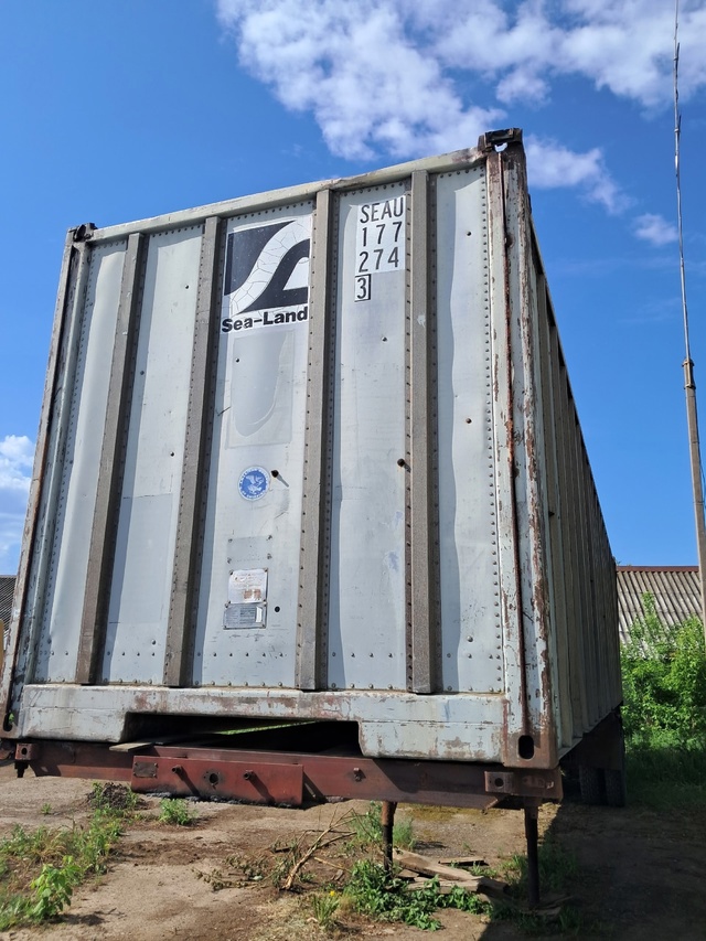 Продам контейнер 40 фут алюминий, утеплен пенопластом и...