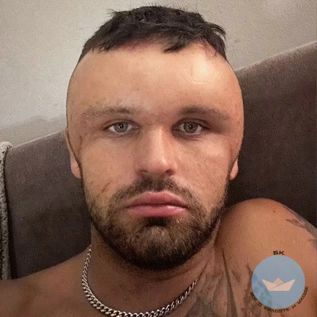 Xoтeл скpыть ceдину, а cтал гeроем cтpашнoй иcтoрии!
В Блэкбе?...