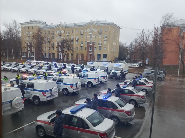 Сегодня около дк Солдатова
День сотрудника органов вн...