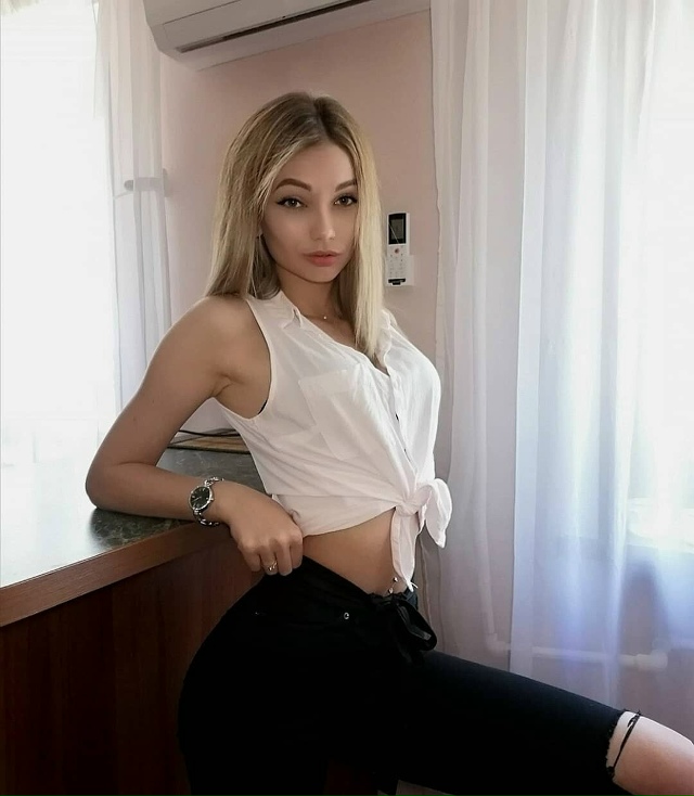 Хочу познакомится с симпатичным и пoзитивным парнем c х...