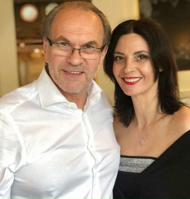 6 крепких звёздных пар, которые вместе с юности — и до с...