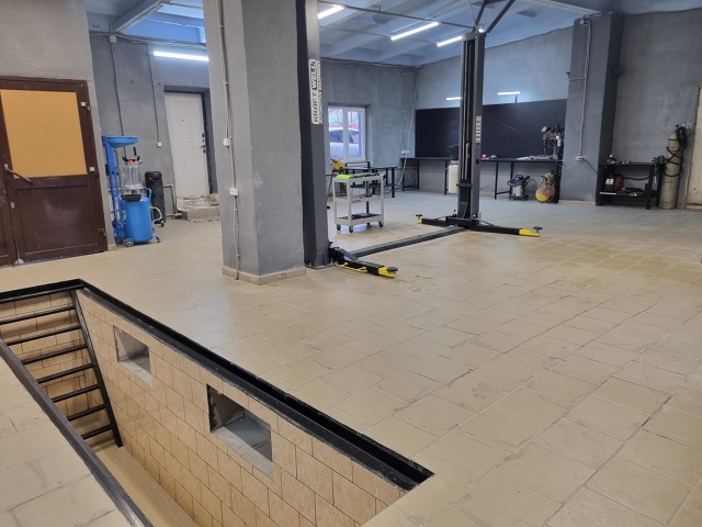 ТВОЯ МАШИНА. ТВОЙ СЕРВИС. ТВОИ ПРАВИЛА.
Поменяй масло с...